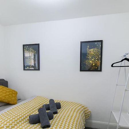 Open Mind Property - Southsea With Free Parking Portsmouth Exterior foto