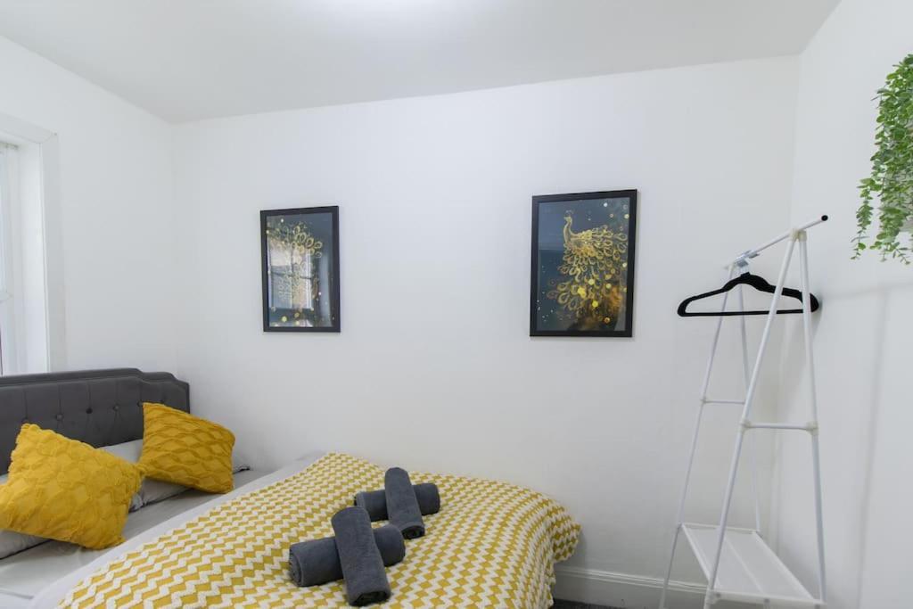 Open Mind Property - Southsea With Free Parking Portsmouth Exterior foto